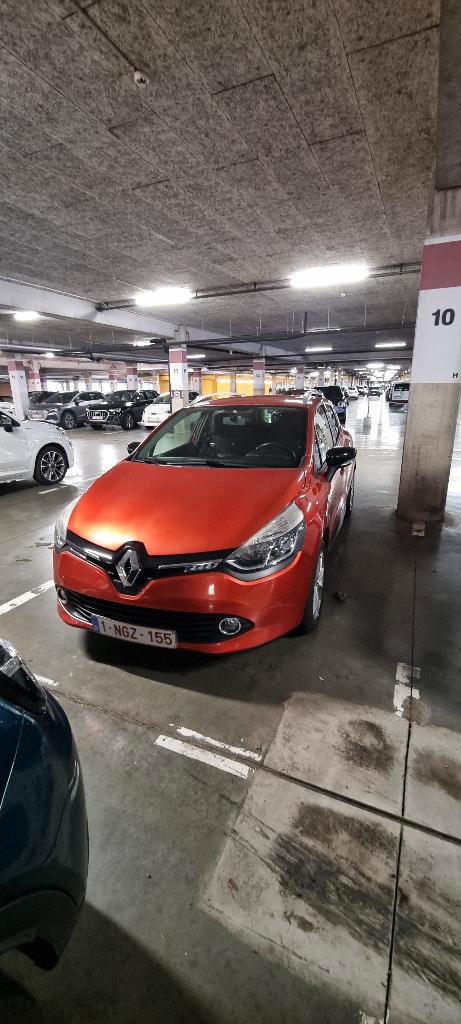 Renault Clio Grandtour Limited Energy TCe90 - 2016, Auto's, Renault, Particulier, Clio, ABS, Airbags, Airconditioning, Bluetooth