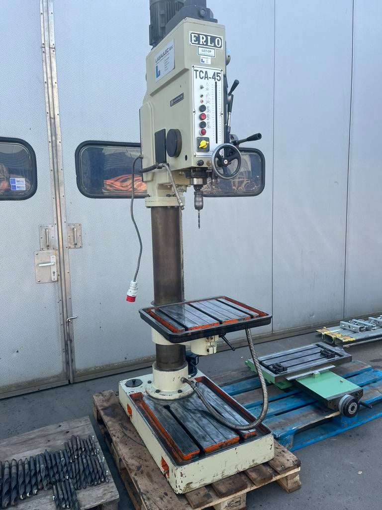 Erlo Kolomboor Type TCA 45 met automatische voeding, Ophalen of Verzenden, Gebruikt, 600 watt of meer, Kolomboormachine