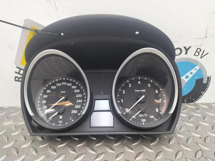 BMW Z4 E89 sDrive20i Executive  KLOKKENPANEEL 2012, Autos : Pièces & Accessoires, Tableau de bord & Interrupteurs, Utilisé, ARN reconnu