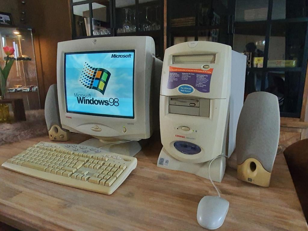 Compaq presario 5476 win98, Computers en Software, Ophalen