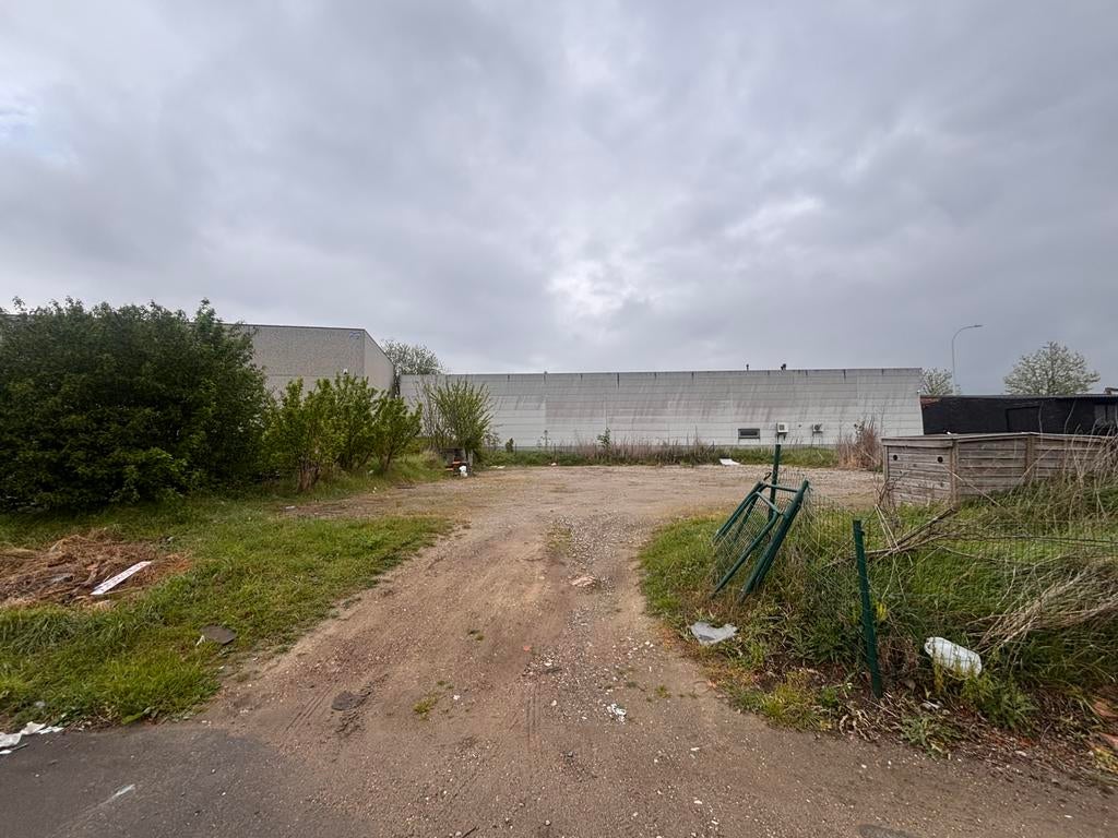 Grote terrein te huur, -+500m2 te wilrijk, Articles professionnels, Immobilier d'entreprise
