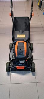 Grasmachine met benzine, Tuin en Terras, Grasmaaiers, Ophalen