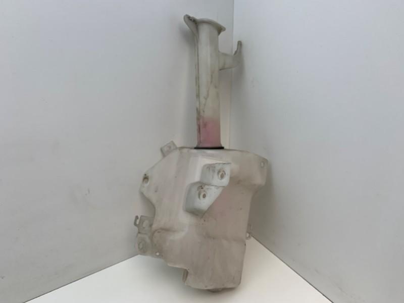 LAVE-GLACE RESERVOIR AVANT Mitsubishi Grandis (NA), Utilisé, Mitsubishi