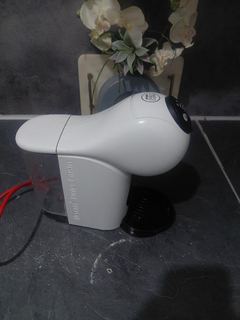 Krups dolce gusto genio, Enlèvement, Comme neuf, Cafetière