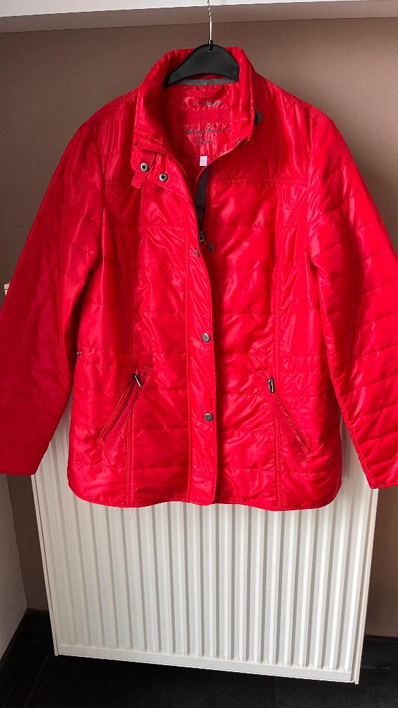 Nieuwe damesjas - Charles Vögele - maat 42, Kleding | Dames, Jassen | Zomer, Ophalen, Charles vogele, Maat 42/44 (L), Nieuw