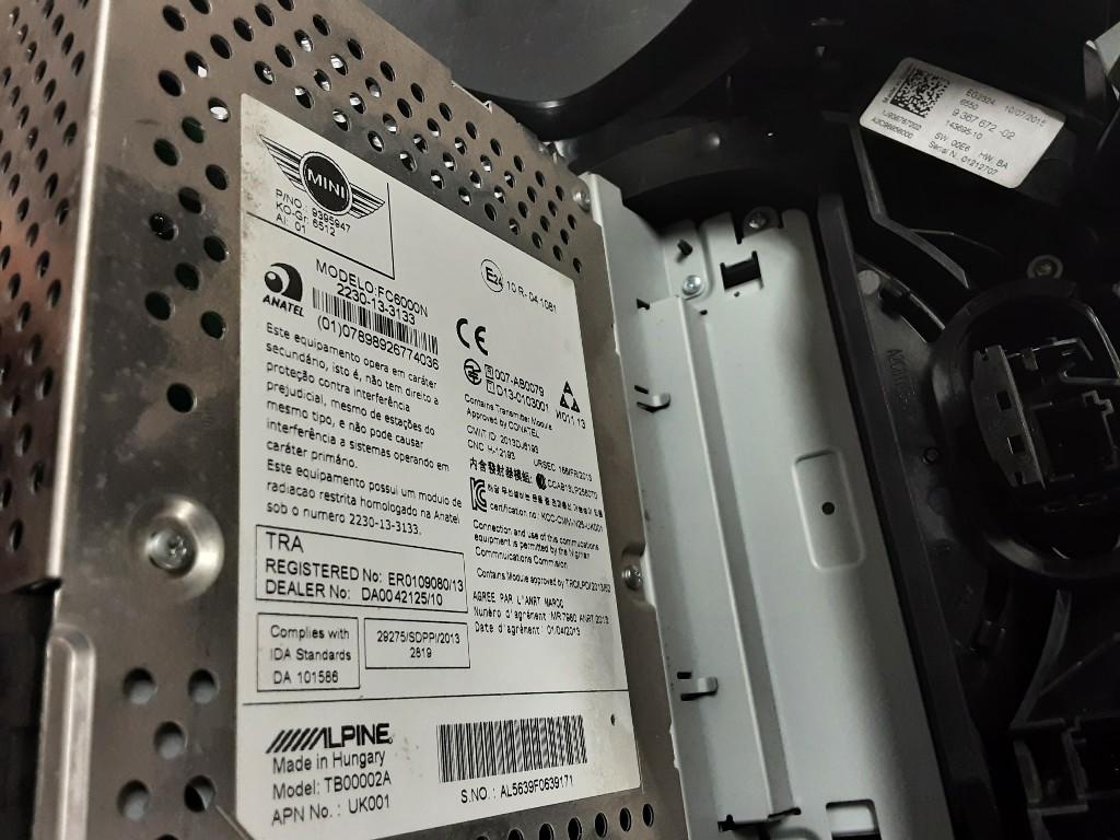 RADIO Mini Mini (F56) (01-2013/10-2017), Gebruikt, Mevr. I. Hauben, Mini, Rue de l'Espoir 34 34
4030  GRIVEGNÉE, BE