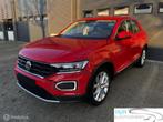 Volkswagen T-Roc 1.5 TSI Style/CAMERA/NAVI/STOELVERW, Auto's, Voorwielaandrijving, Stof, 4 cilinders, Electronic Stability Program (ESP)