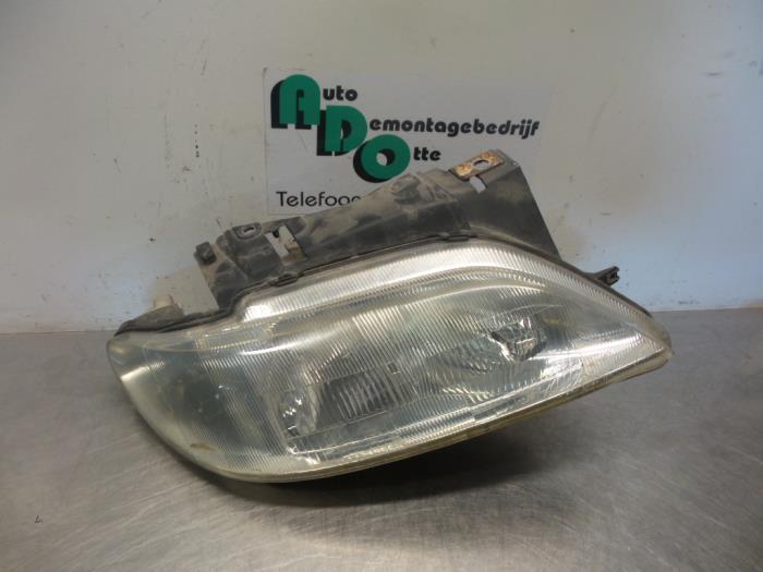Koplamp rechts van een Citroen Xsara (Xsara 97-), Auto-onderdelen, Verlichting, Citroën, Gebruikt, Ophalen of Verzenden