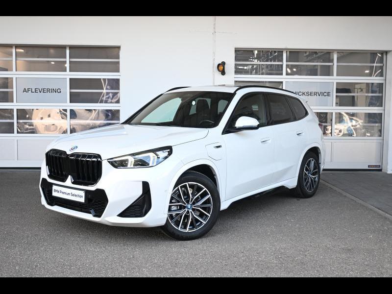 BMW Serie X X1 M SPORT - HYBRIDE - PANODAK -, 245 pk, Parkeersensor, Wit, 5 deurs