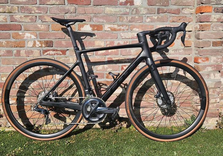 Scott Addict RC 15 Maat M/ 54cm, Fietsen en Brommers, Fietsen | Racefietsen, Zo goed als nieuw, Carbon, Ophalen