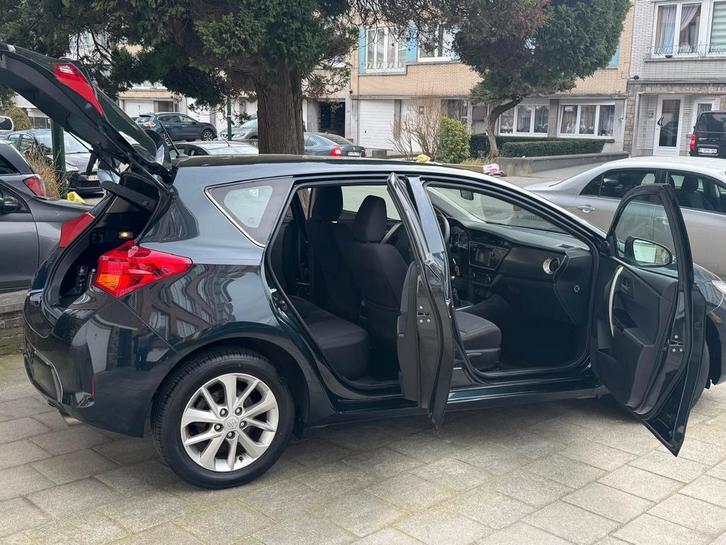 Toyota auris 1.6 essence, Auto's, Toyota, Particulier, Auris, 360° camera, ABS, Achteruitrijcamera, Adaptieve lichten, Benzine