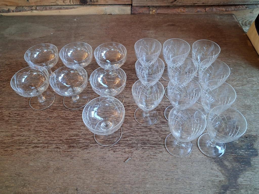 Glazen, wijnglazen, champagnecoupes 18 stuks, Ophalen of Verzenden