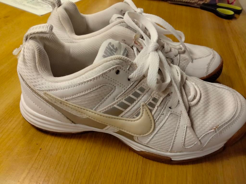 Nike witte sneakers, Kleding | Dames, Ophalen of Verzenden, Sneakers