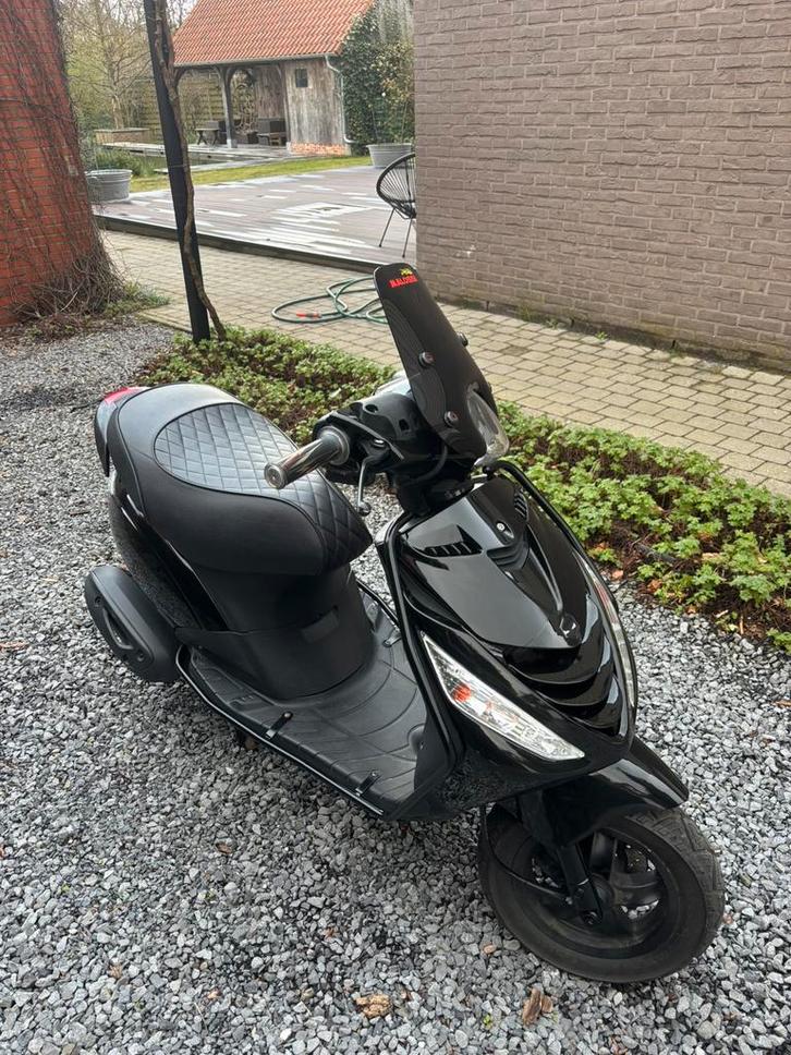 Piaggio zip 4takt iget, Fietsen en Brommers, Scooters | Piaggio, Gebruikt, Zip, Klasse B (45 km/u), Benzine, Ophalen