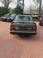 Mercedes 200D (W124) –Sinds1997 van 1eigenaar–Uniek verhaal!, Argent ou Gris, Achat, 4 portes, Rétroviseurs électriques
