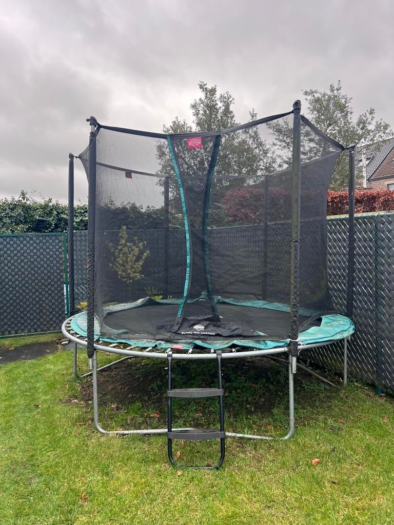 Gratis Berg Trampoline 305cm, Kinderen en Baby's, Speelgoed | Buiten | Trampolines, Ophalen, Gebruikt