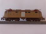 Marklin ho FS 3035  Loco électrique Type E 424., Hobby & Loisirs créatifs, Trains miniatures | HO, Enlèvement ou Envoi, Utilisé