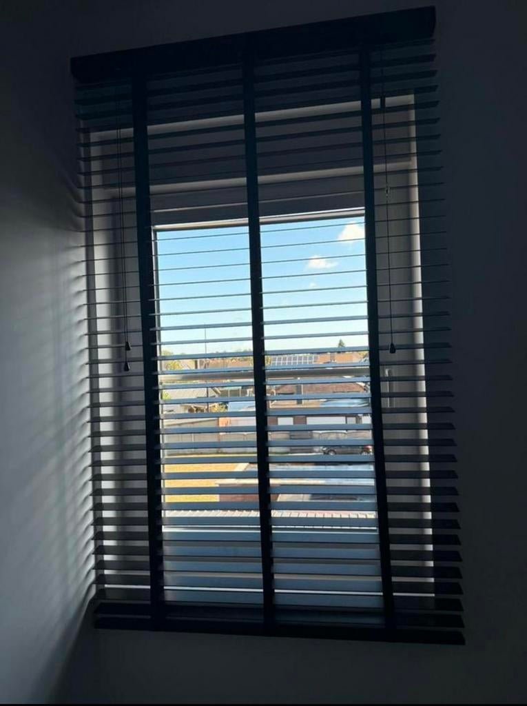 Houten jaloezie zwart, Ophalen, Zo goed als nieuw, Zwart