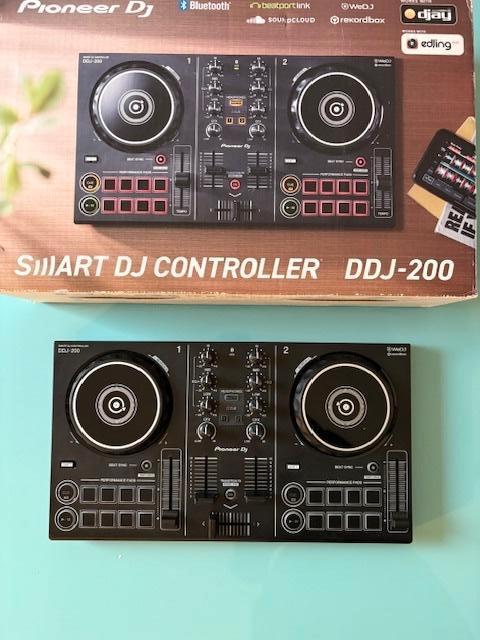 Pioneer DDJ-200, Enlèvement, Comme neuf, DJ-Set, Pioneer