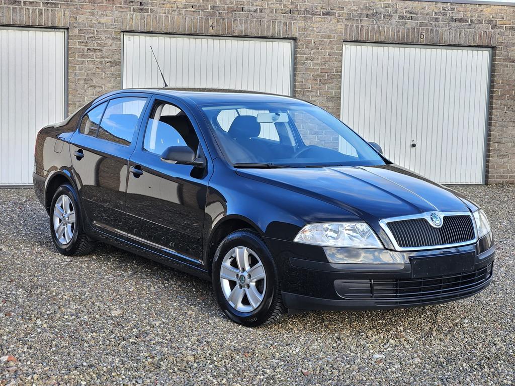 Skoda Octavia 2007 1.4 essence avec climatisation, Achat, Boîte manuelle, 5 portes, Tissu