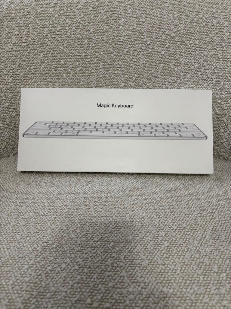 Apple Magic Keyboard QWERTY, Informatique & Logiciels, Claviers, Enlèvement ou Envoi, Qwerty, Comme neuf, Sans fil