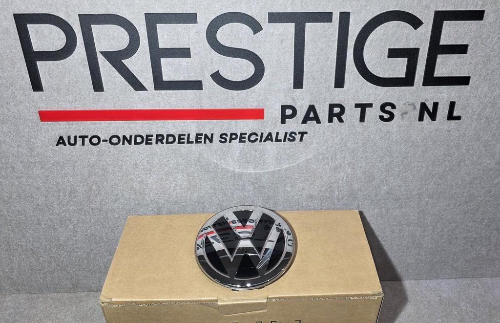 VW Passat B8 3G0 ACC Logo Grille Embleem Ogineel 3G0853601A, -, Voor, Nieuw, Ophalen of Verzenden