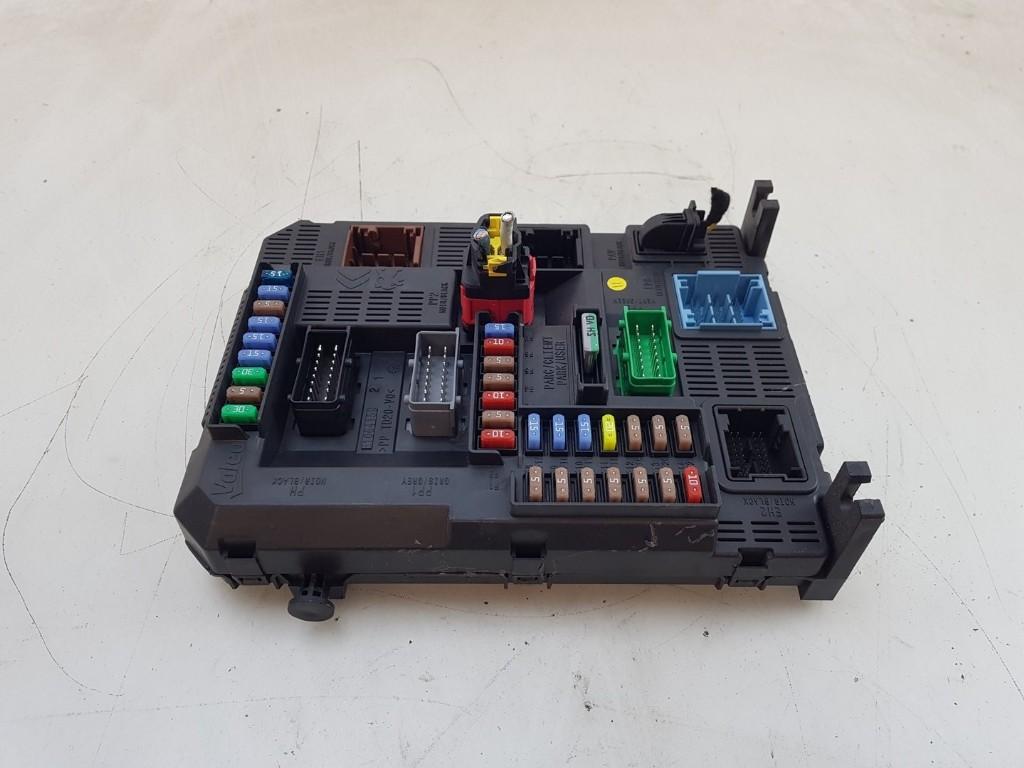 ZEKERINGKAST Peugeot 208 I (CA / CC / CK / CL), Gebruikt, Peugeot