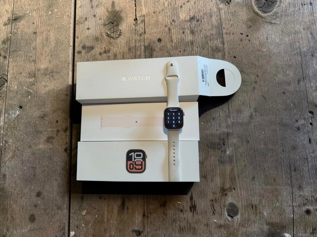 Apple watch serie 10/2024, Handtassen en Accessoires, Smartwatches, Zo goed als nieuw, Ophalen of Verzenden