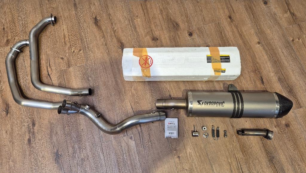AKRAPOVIC uitlaatlijn BMW F800GS, Motoren, Onderdelen | BMW, Ophalen, Gebruikt