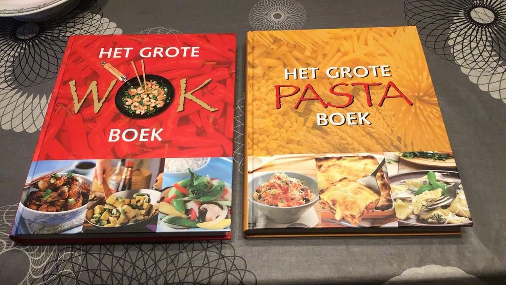 Het grote wokboek en Het grote pastaboek, Livres, Livres de cuisine, Plat principal, Comme neuf, Enlèvement, Cuisine saine