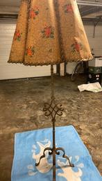 Retro lampekap met ijzeren zware voet, Antiek en Kunst, Ophalen