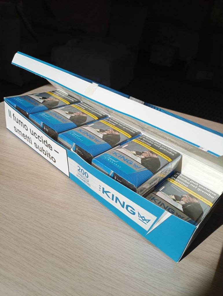 Cigarettes à vendre, Collections, Articles de fumeurs, Briquets & Boîtes d'allumettes, Enlèvement