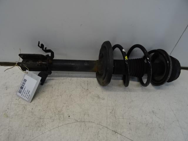 AMORTISSEUR OU ABSORBEUR DE CHOC AVANT DROIT Sandero II, Dacia, Mevr. I. Hauben, Utilisé, Rue de l'Espoir 34 34
4030  GRIVEGNÉE, BE