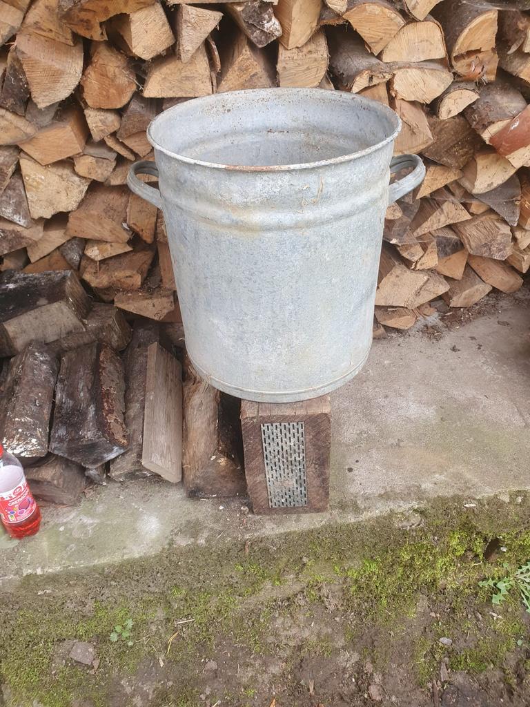 Panier en fer, Enlèvement, Utilisé