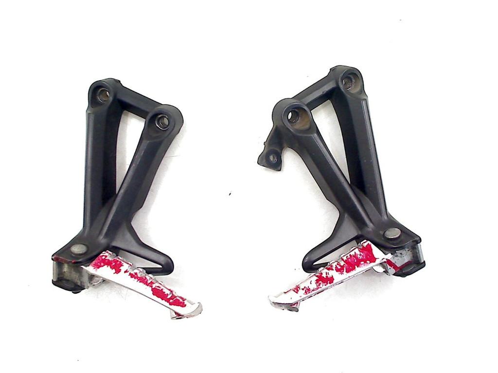 REPOSE-PIEDS SET Yamaha MT 09 2014-2017 (01-2014/12-2017), Motos, Dhr. S. di Majo, Utilisé, Info@cama-motorparts.nl, P.J. Troelstraweg 8 8
3144 CX  MAASSLUIS, NL