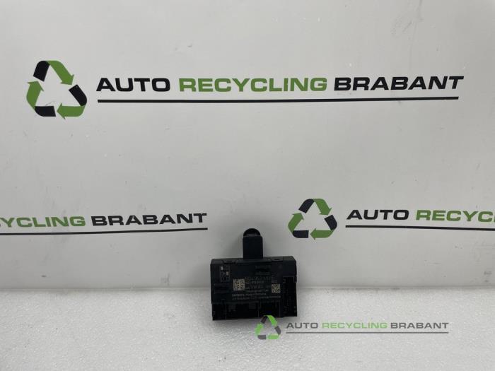 Module verrouillage central des portes d'un Volkswagen Golf, Autos : Pièces & Accessoires, Volkswagen, -, 3 mois de garantie, Utilisé
