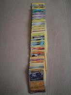 100 verschillende Pokémon kaarten, Hobby en Vrije tijd, Ophalen of Verzenden, Zo goed als nieuw, Meerdere kaarten