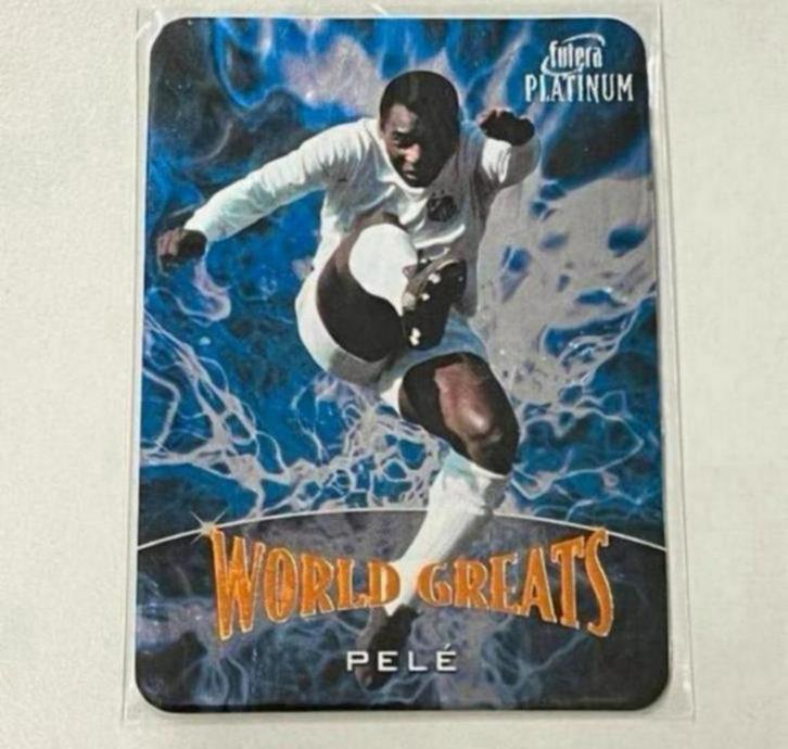 PELE Futera Platinum 01 WORLD GREATS 1318-2000 voetbal kaart, Verzamelen, Sportartikelen en Voetbal, Zo goed als nieuw, Spelerskaart