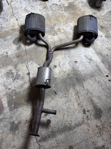 Recherche échappement Honda S2000 d'origine beschikbaar voor biedingen