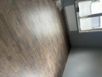 laminaat quick step  beschikbaar voor biedingen