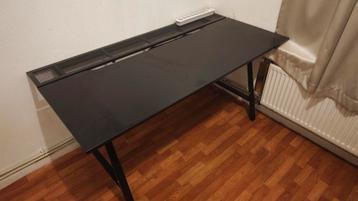 Bureau de jeu, table d'ordinateur Ikea, Enlèvement, Comme neuf, Bureau