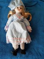 Pop, blauw kleedje, 38cm, goede staat, Verzamelen, Ophalen, Gebruikt, Pop