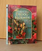 Anders met droogbloemen. 50 verrassende ontwerpen voor, Boeken, Ophalen of Verzenden, Gelezen, Fiona Barnett