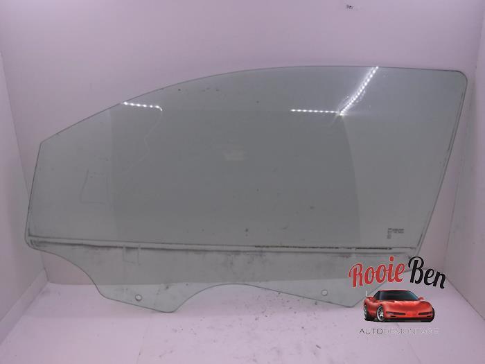 Portierruit 4Deurs links-voor van een Dodge Caliber, Auto-onderdelen, Ruiten en Toebehoren, Dodge, Gebruikt, 3 maanden garantie