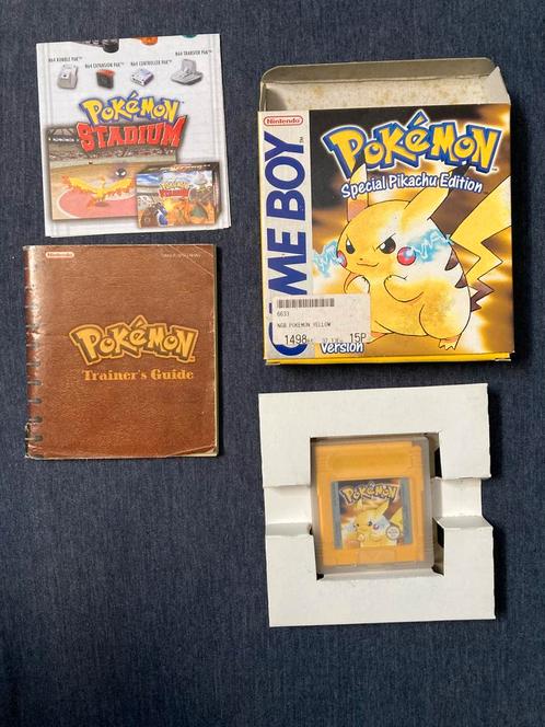Game boy Pokémon special Pikachu edition, Games en Spelcomputers, Games | Nintendo Game Boy, Zo goed als nieuw, Ophalen