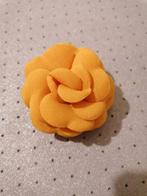Stoffen broche bloem, Ophalen of Verzenden, Zo goed als nieuw