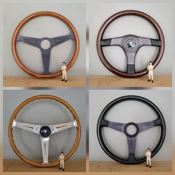 Klassieke Nardi sturen bij Classic Steering Wheel Shop beschikbaar voor biedingen