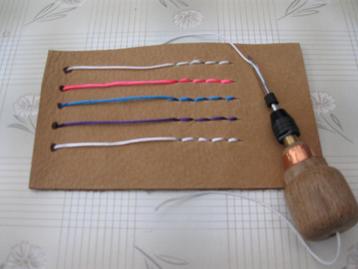 Handstikker voor dikke siersteken beschikbaar voor biedingen