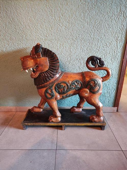 Grote oude houten Aziatische leeuw draak beeld, Antiek en Kunst, Kunst | Niet-Westerse kunst, Ophalen