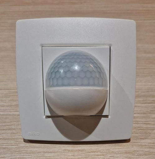 detecteur de mouvement Niko avec enjoliver, Tuin en Terras, Buitenverlichting, Nieuw, Bewegingssensor, Ophalen